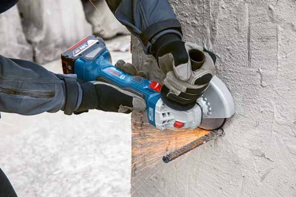 BOSCH GWS 18V-7 Cordless Angle Grinder BODY ONLY, CARTON 06019H9003 - Image 3