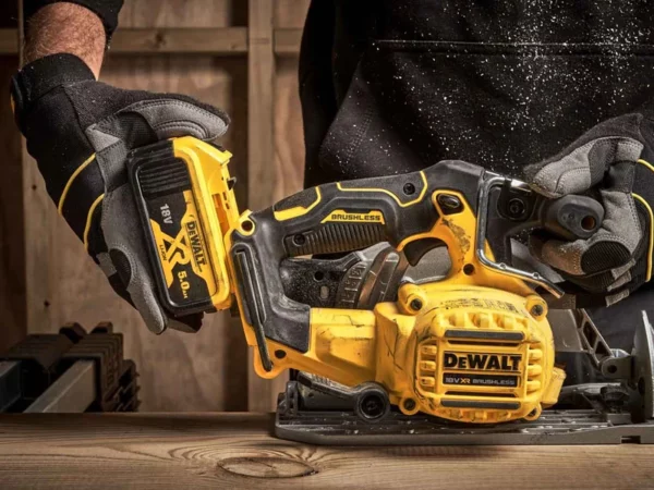 DEWALT DCS565N-XJ 18V Brushless Compact 165mm Circular Saw (Bare Unit) - Image 5