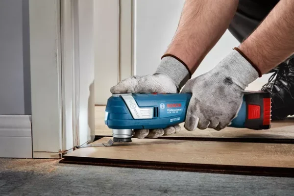 BOSCH GOP 18V-34 MULTI TOOL BODY ONLY, CARTON BOX 06018G2001 - Image 4