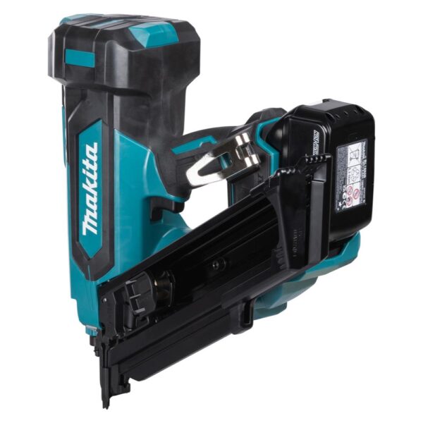 Makita DBN900ZK 18V LTX Brushless 90mm Framing Nailer (Bare Unit) - Image 3